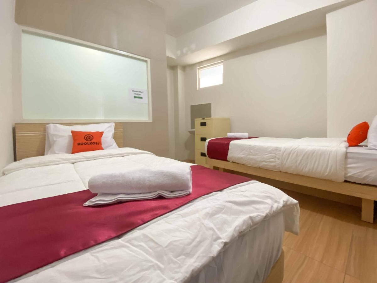 Hotel Koolkost Syariah Near Stasiun Pasar Turi Surabaya Exterior foto